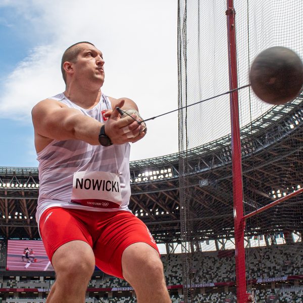 Wojciech Nowicki liderem światowych tabel młociarzy