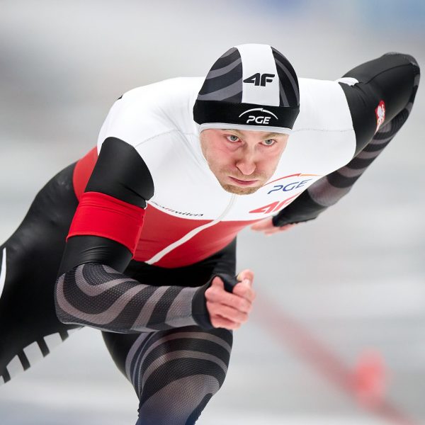 Dwa brązowe medale Polaków w MŚ w łyżwiarstwie szybkim w Calgary